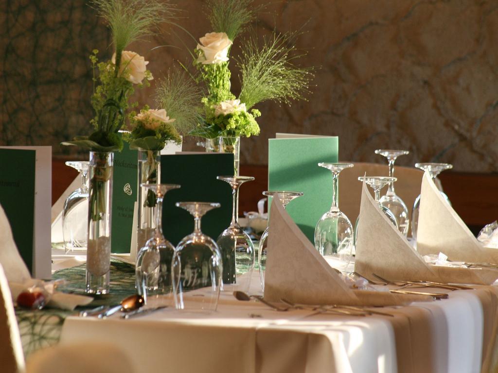 Worners Schloss Weingut & Wellness-Hotel Prichsenstadt Exterior foto